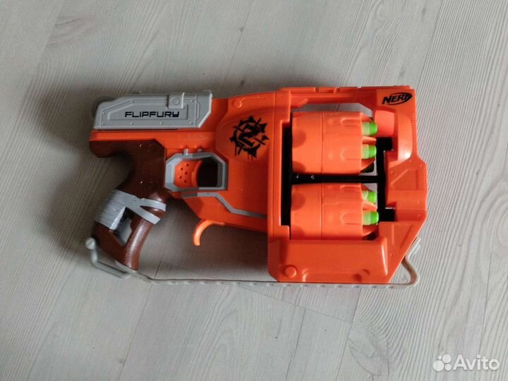Бластер nerf zombie strike
