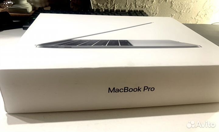 Ноутбук Macbook pro 13 2018