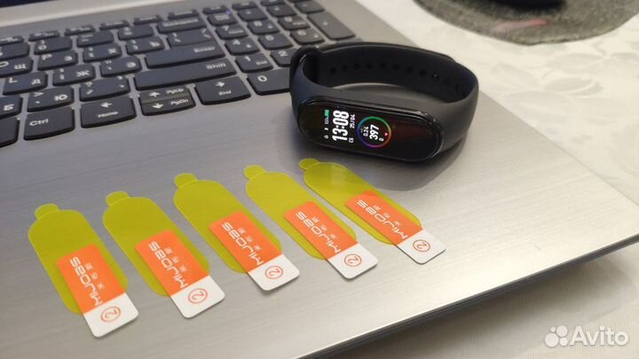 Плёнка защитная для Mi band 4
