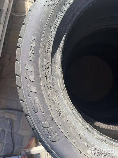 Kumho Ecsta HS51 215/60 R16 99W