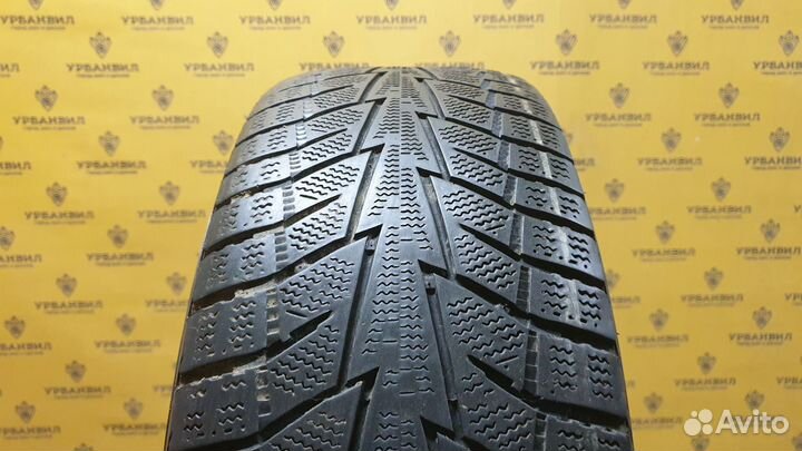 Hankook Winter I'Cept IZ2 215/65 R16 102T
