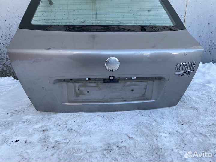 Крышка багажника Skoda Octavia Tour лифтбек