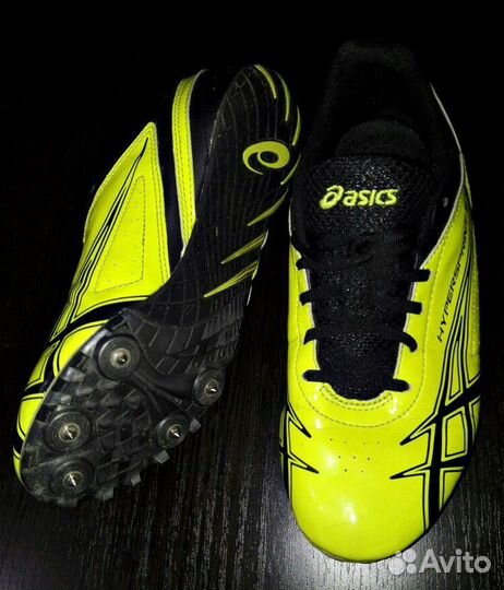 Шиповки “asics”