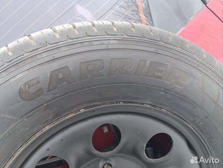 Pirelli Carrier 195/80 R15