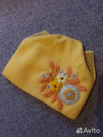 Шапка для девочки с вышивкой 54 56