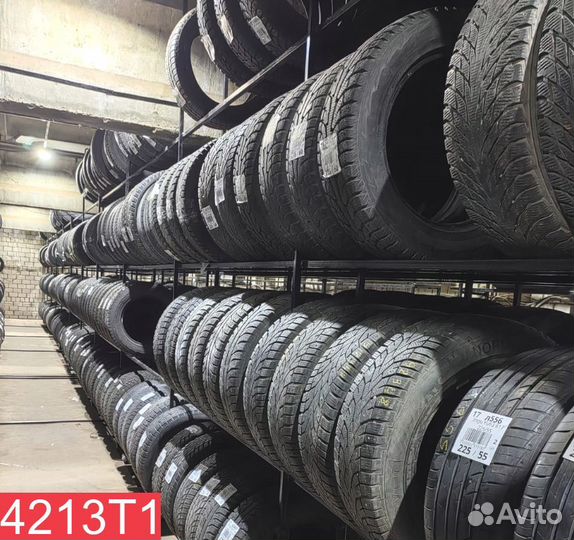 Kumho Solus KH17 215/50 R17 92N