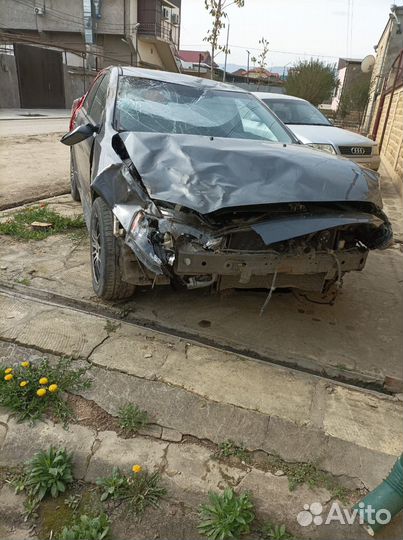 Mitsubishi Lancer 1.8 CVT, 2011, битый, 3 000 км