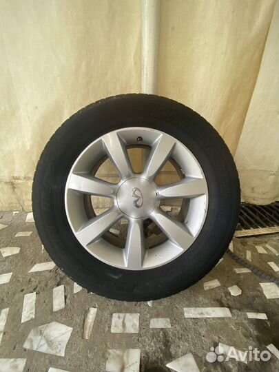 Колеса в сборе на infiniti fx r18 летние