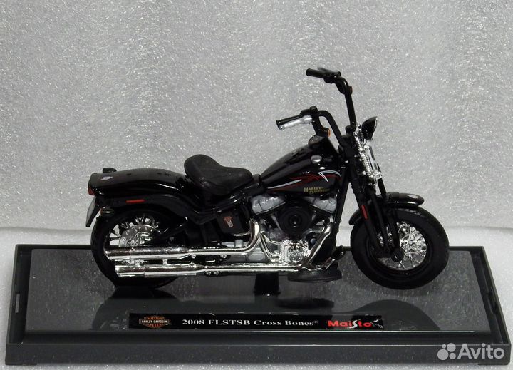 1/18 Модели мотоциклов Harley-Davidson / Maisto