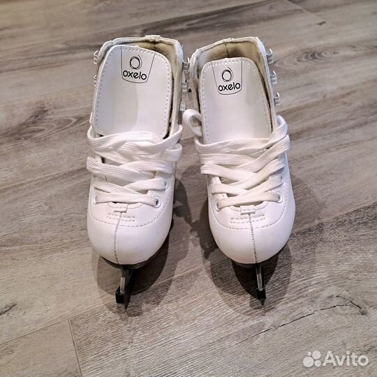 Детские коньки р. 27-28