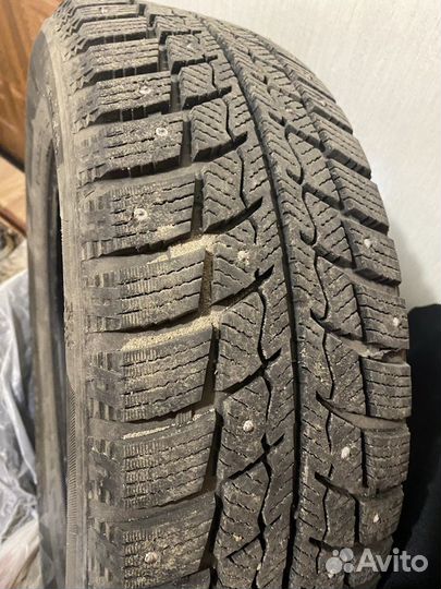 Landsail Ice Star IS33 215/65 R16