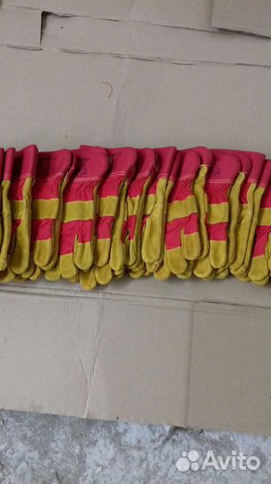 Перчатки спилковые, кожа. Тигры