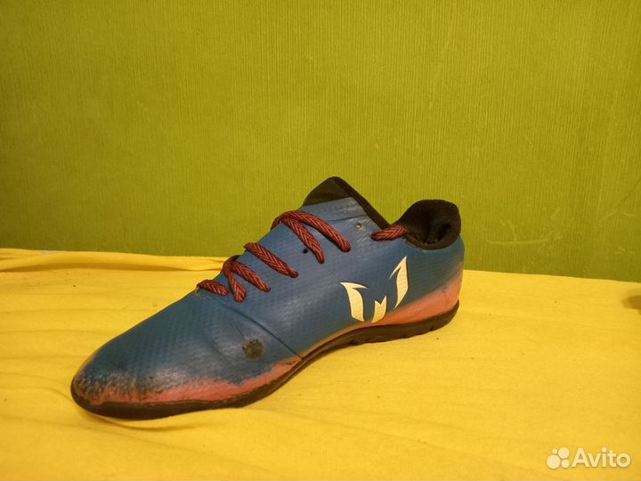 Футзалки Adidas messi