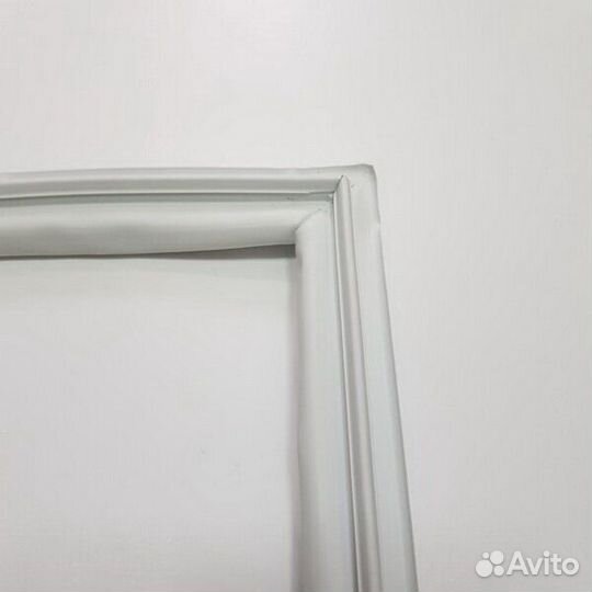 Уплотнитель двери (резина) холодильной камеры Атла