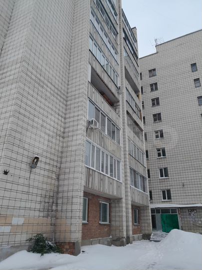 Комната 27 м² в 3-к., 9/9 эт.