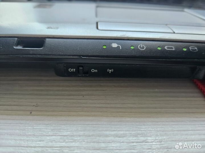 Ноутбук toshiba