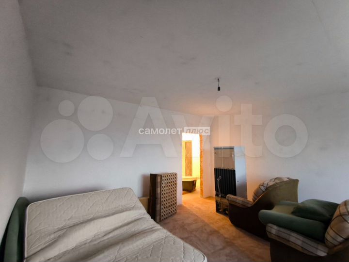 2-к. квартира, 76 м², 8/9 эт.