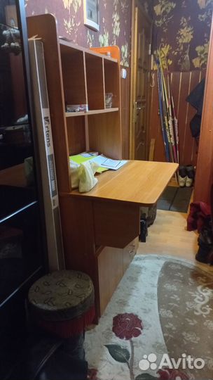 Письменный стол