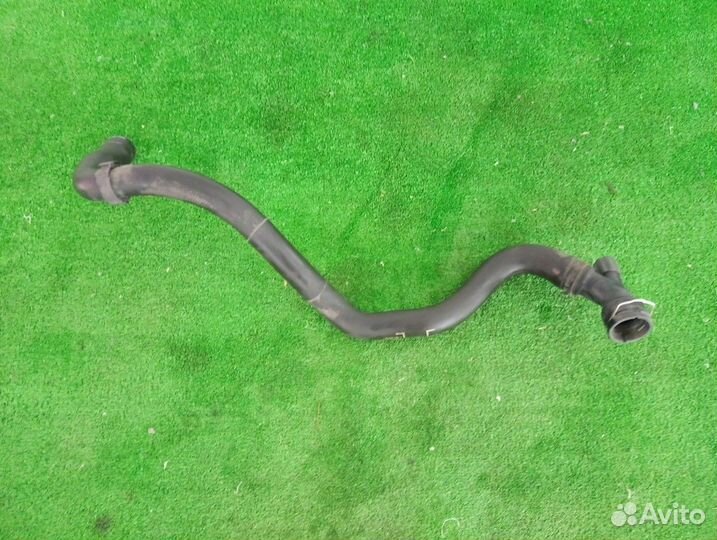 Патрубок радиатора левый L