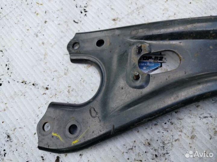 Рычаг задний правый Hyundai Ix35 LM