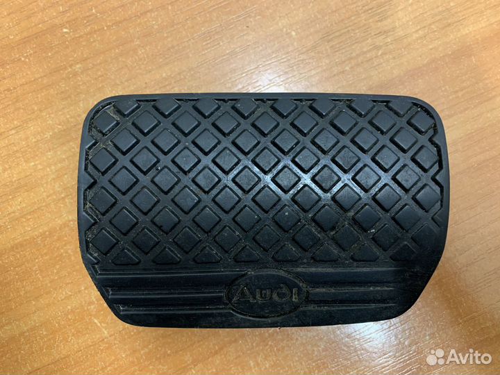 Накладка педали тормоза Ауди 80/100А4/А6/А8