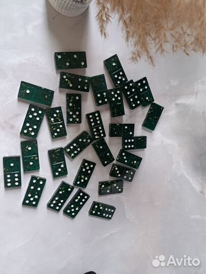 Домино из эпоксидной смолы