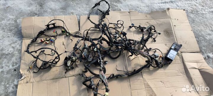 Проводка салона Ford Kuga 2