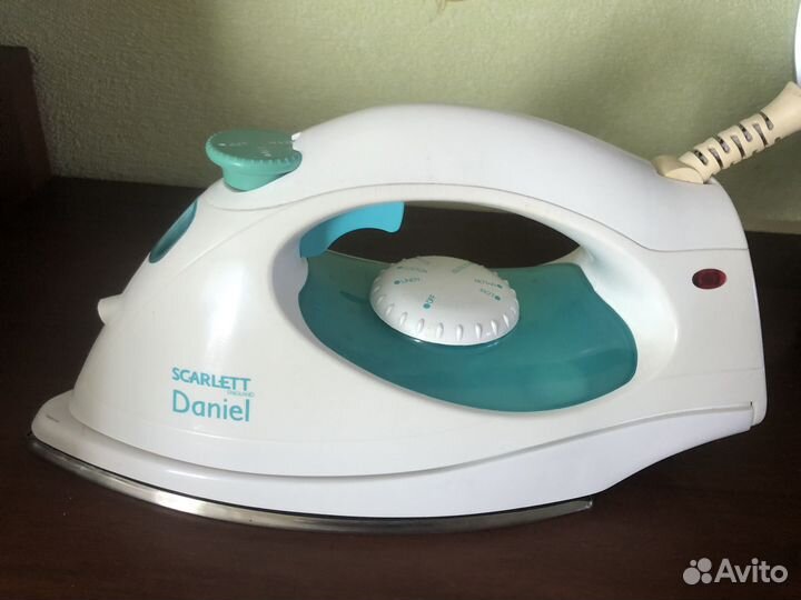 Утюг Scarlett