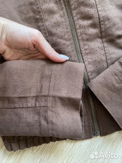 Куртка ветровка женская