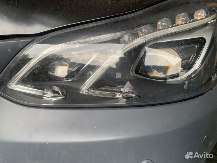 Фары передние Mercedes W212 рестайлинг