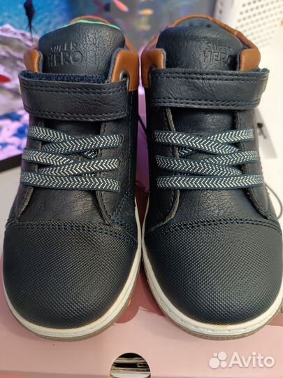 Ботинки для мальчика новые