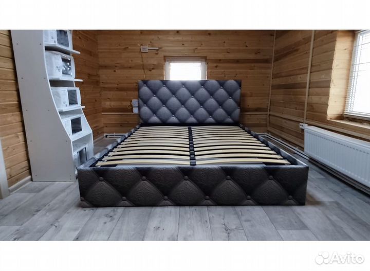 Кровать двуспальная