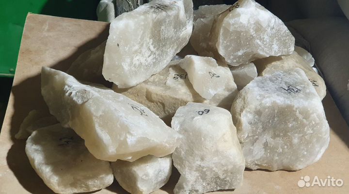 Соль кормовая в глыбах