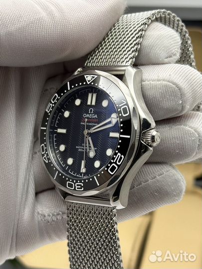 Мужские механические часы на миланском браслете