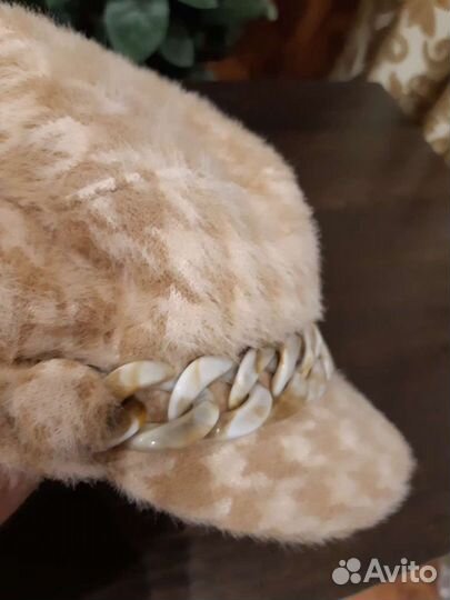 Кепка утепленная женская