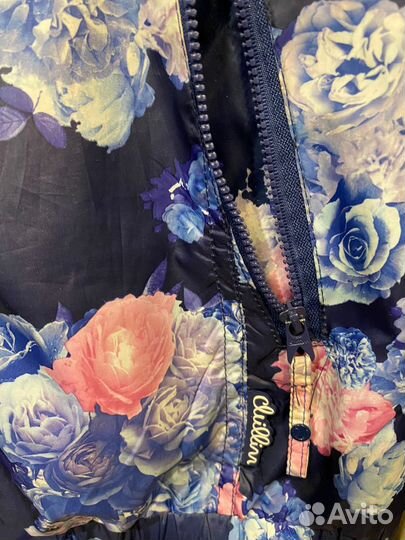 Ветровка женская