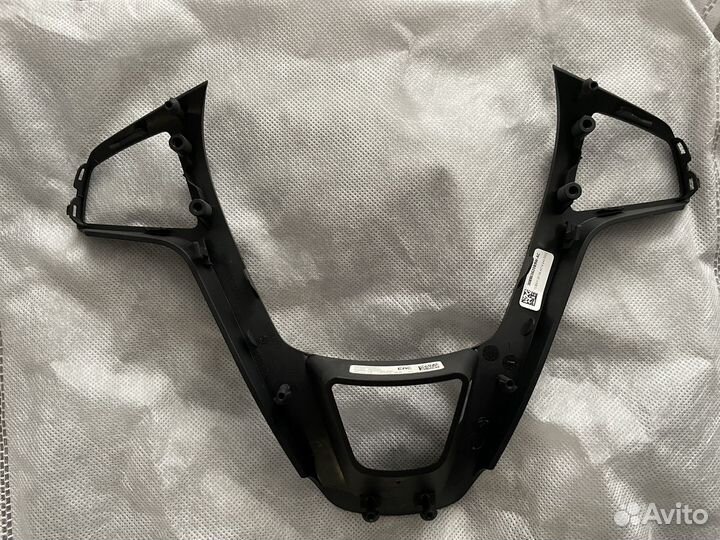 Накладка руля черная матовая Vesta, xray