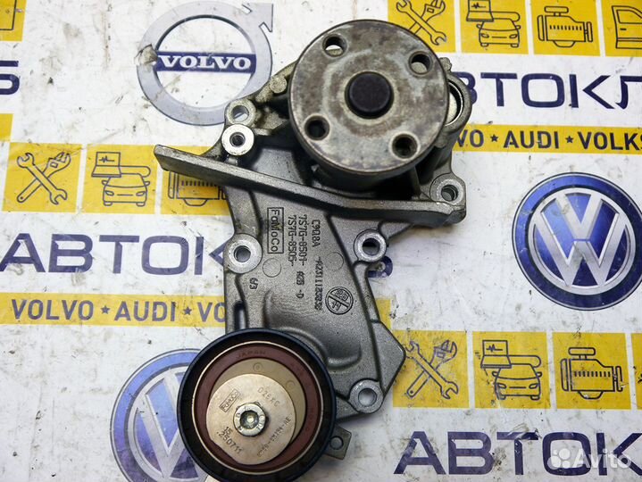 Помпа водяная Вольво S60-2 S80-2