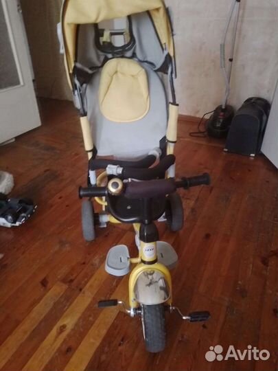 Трехколесный велосипед с родительской ручкой