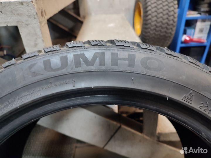 Kumho I'Zen KW22 225/45 R17 94T