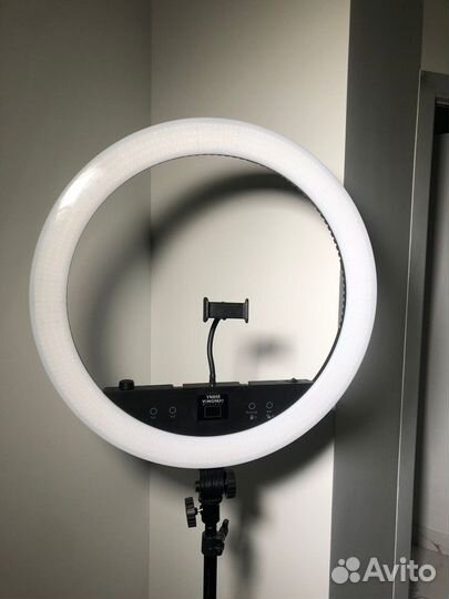 Светодиодный осветитель YN808