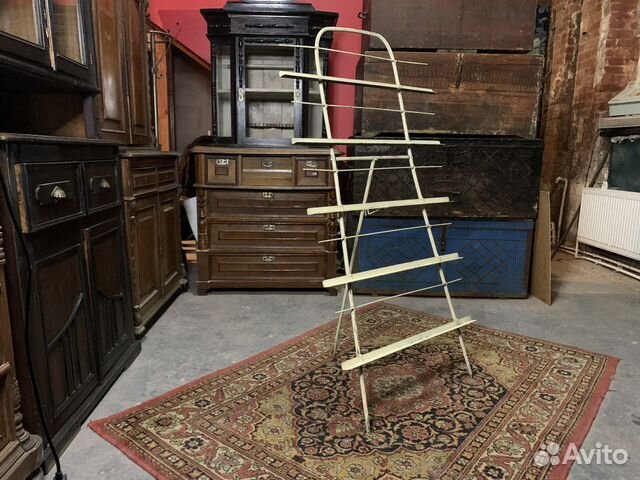 Выставочный стеллаж СССР