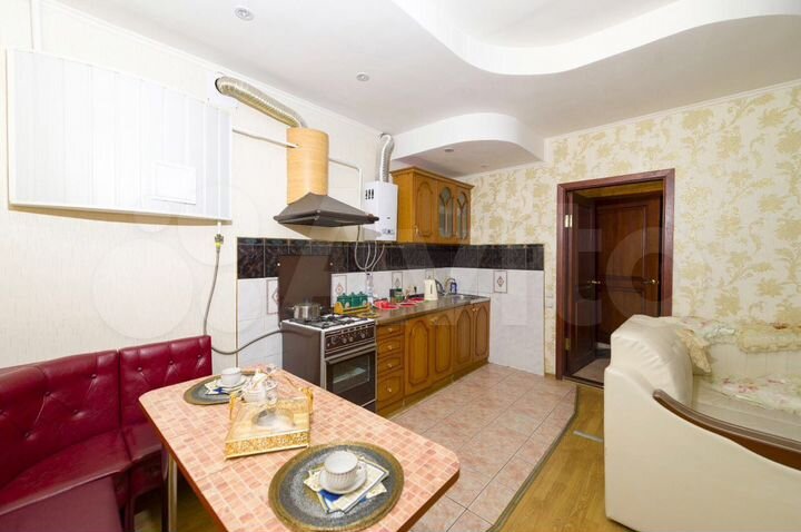 2-к. квартира, 65 м², 2/5 эт.