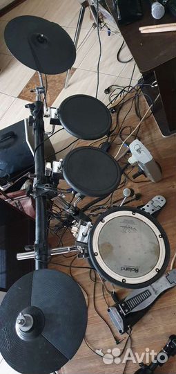 Ударник барабан