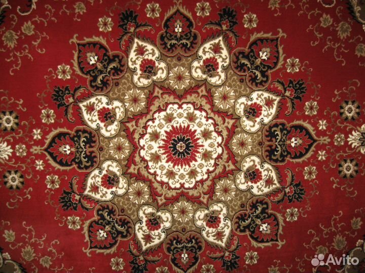 Продам ковёр herat halbmond производства гдр