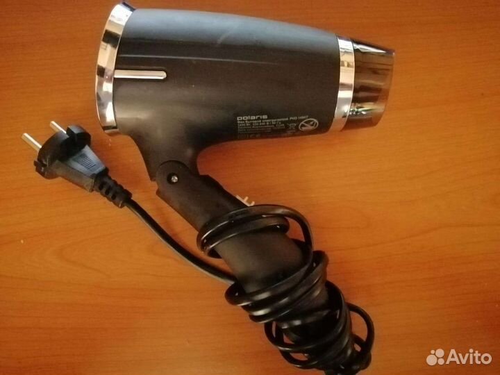 Фен для волос Polaris