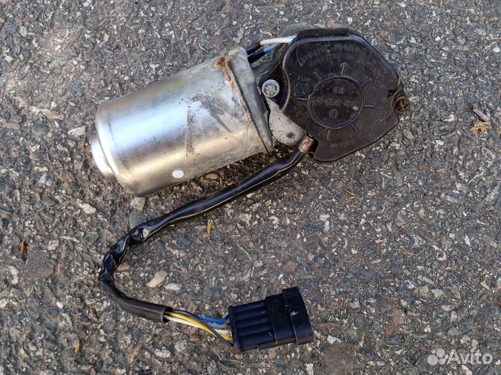 Моторчик передних дворников