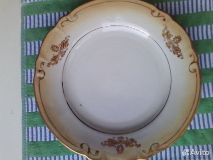 Винтажные фарфоровые тарелки