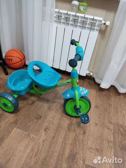 Детский велосипед трехколесный