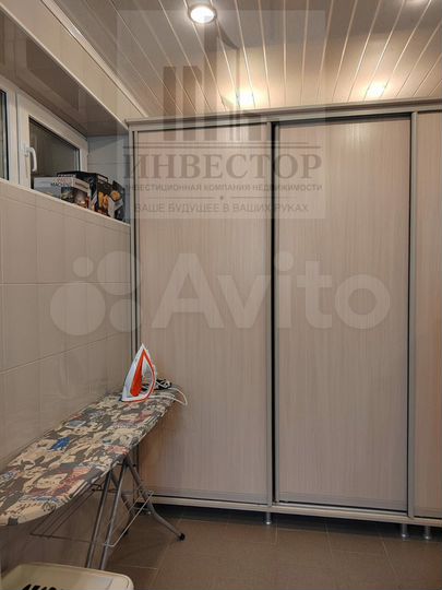 Дом 190 м² на участке 2,7 сот.